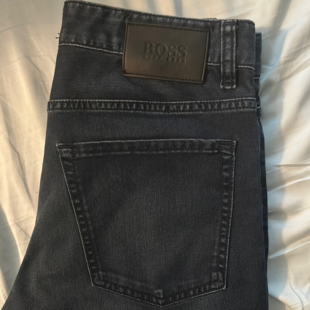 Hugo Boss Deep blue jeans 30/32